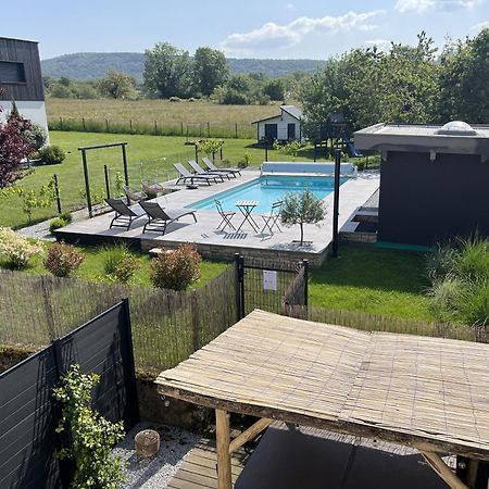 Appart-Hotel N 3 Avec Terrasse, Piscine, Petit-Dejeuner Et Parking Prive Chouzelot Esterno foto