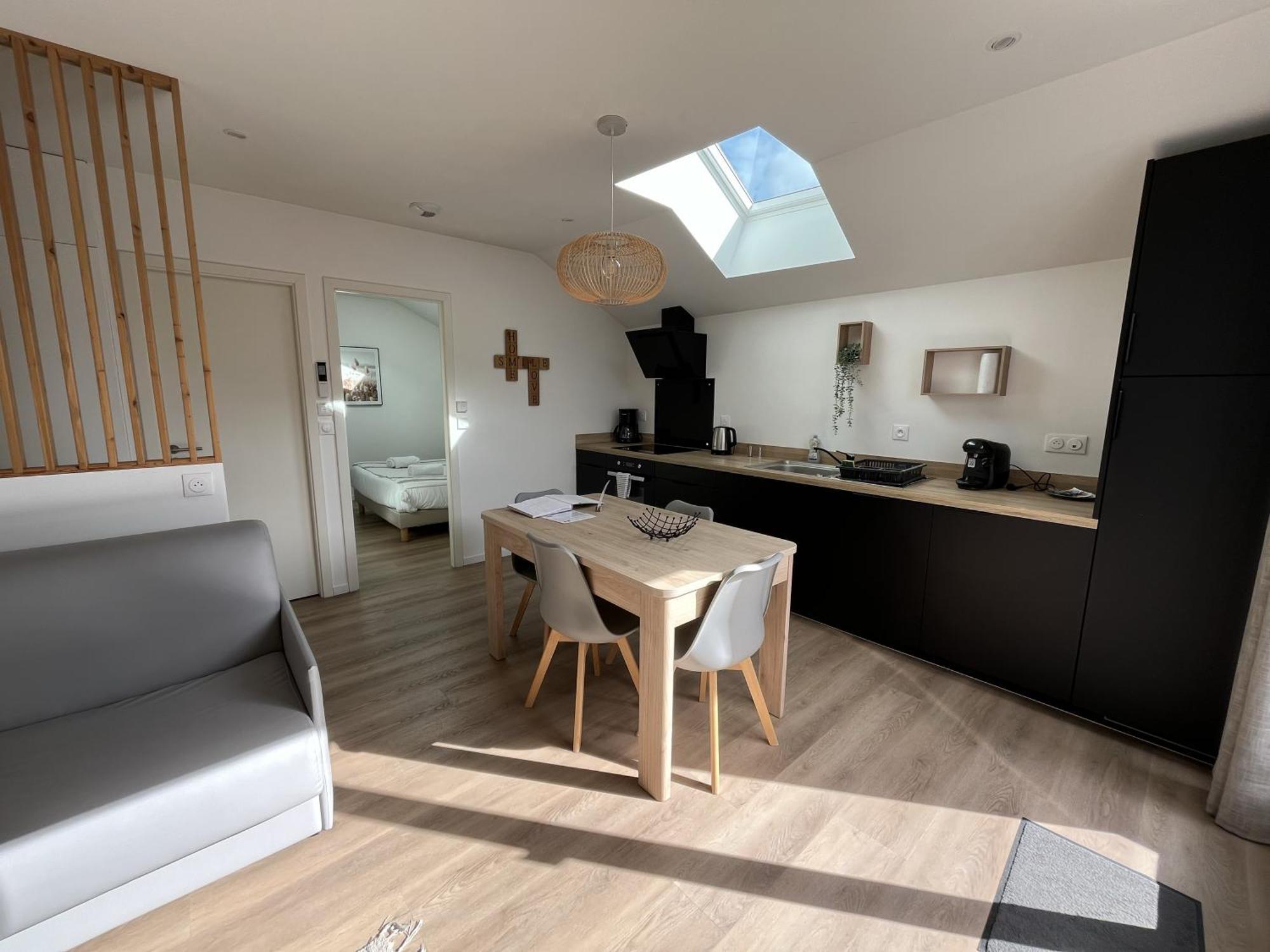 Appart-Hotel N 3 Avec Terrasse, Piscine, Petit-Dejeuner Et Parking Prive Chouzelot Esterno foto